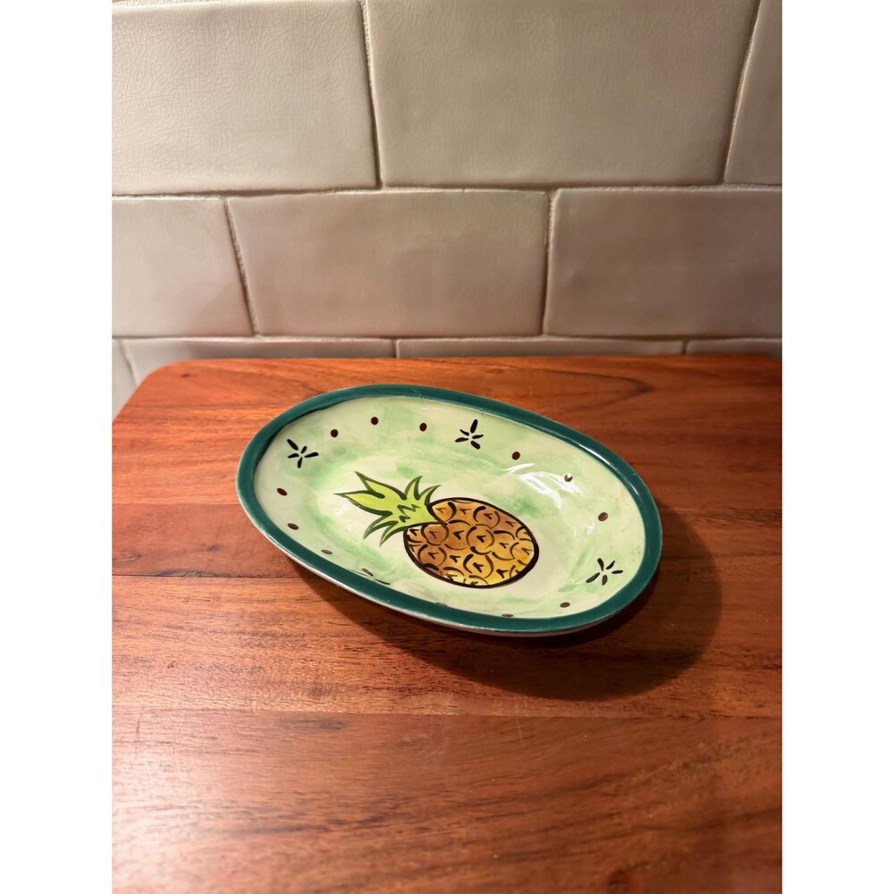 Jessicas Tileworks Bahamas Ceramic Soap Dish, Hand Painted Pineapple Tray